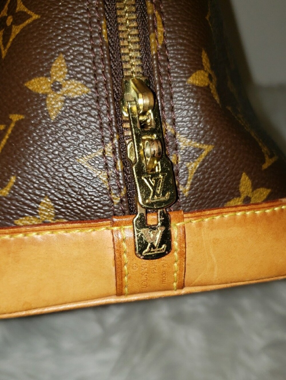 Louis Vuitton Monogram Canvas Alma Satchel in Brown and Tan - Picture 7 of 15